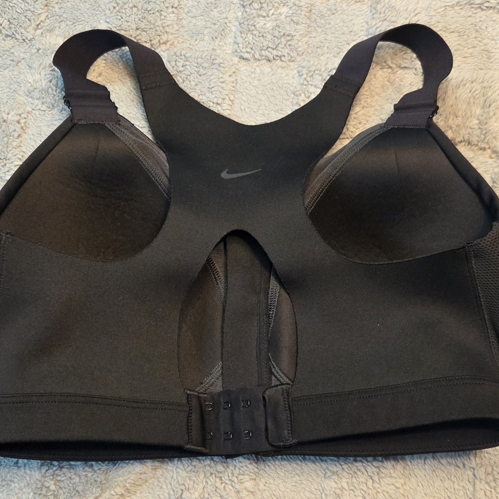 NIKE Dri-FIT Alpha High-Support Padded Full Zip Sports Bra Size Small F-G - Picture 3 of 10